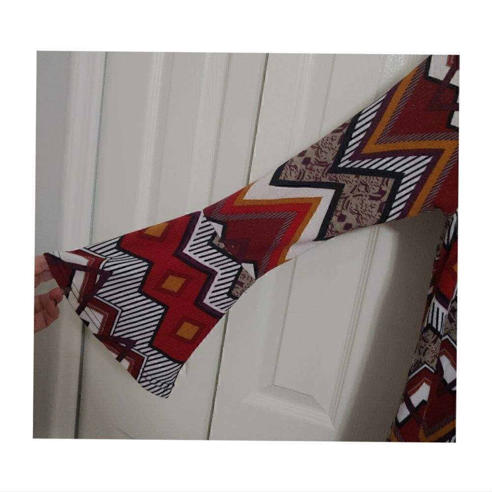 Women's Flare Bottom Tunic with Aztec Print EUC Size L X/L - Picture 6 of 7